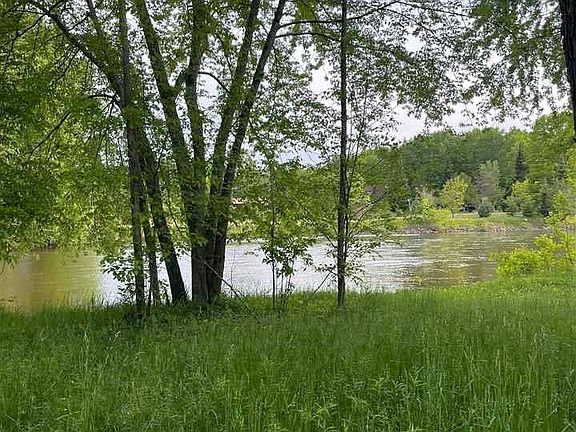 3rd image of 3415 Timberlane Dr
