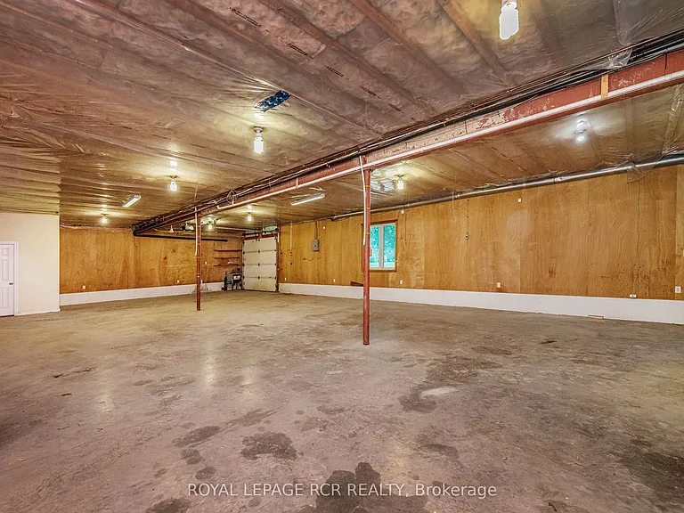 428 Main St W #LOWER — Photo 9