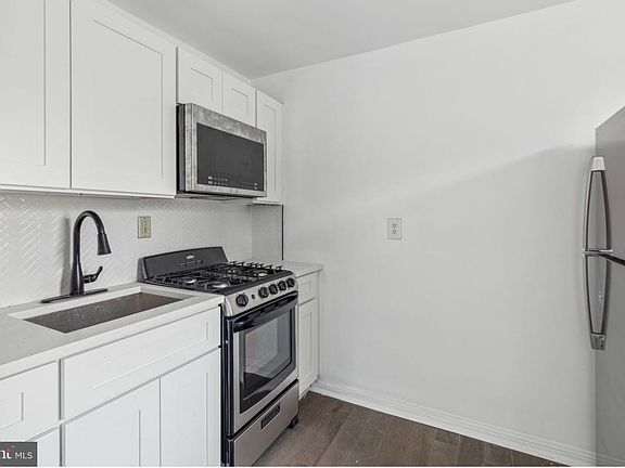 2nd image of 2307 Haverford Rd APT C