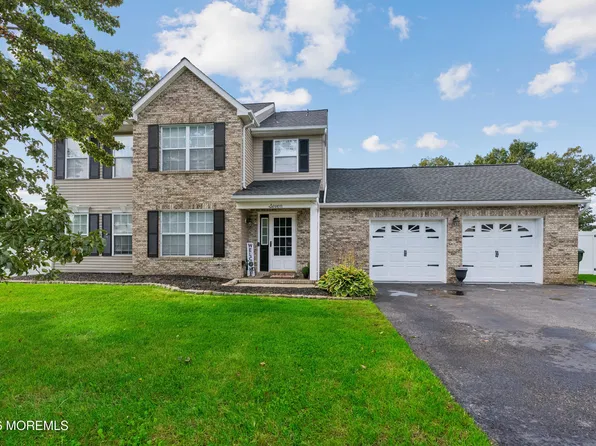 7 Andrew Street, Howell, NJ 07731