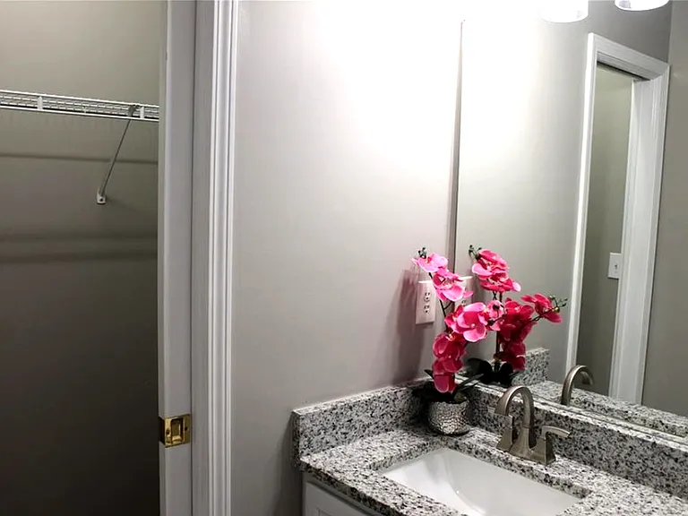 Full bathroom #1.