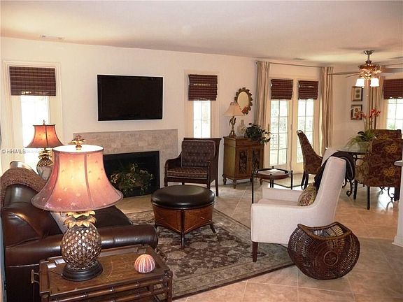 2nd image of 70 Shipyard Dr APT 146