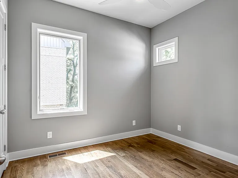 814A Dewees Ave — Photo 4