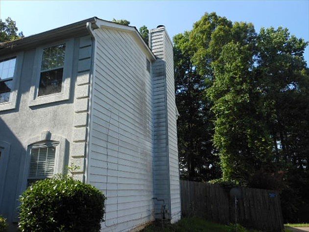 2nd image of 535 Claudel Ct SW
