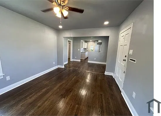 3 bed, $1,600 — Photo 3
