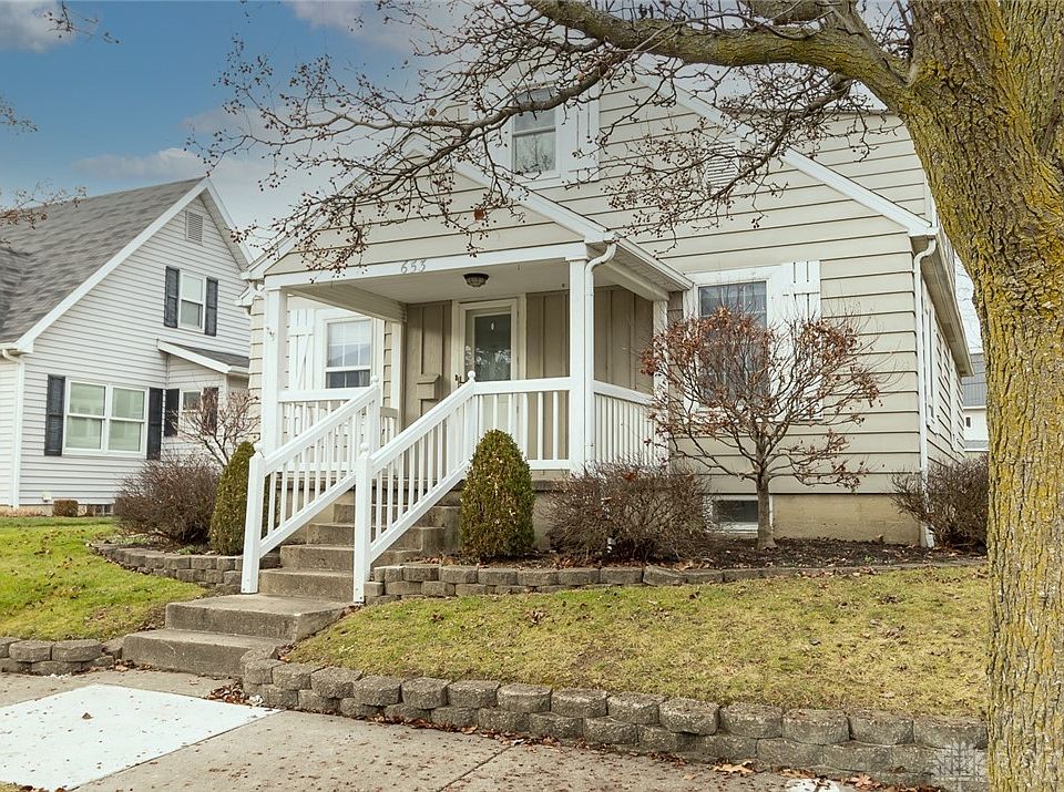 1st image of 653 E Wood St