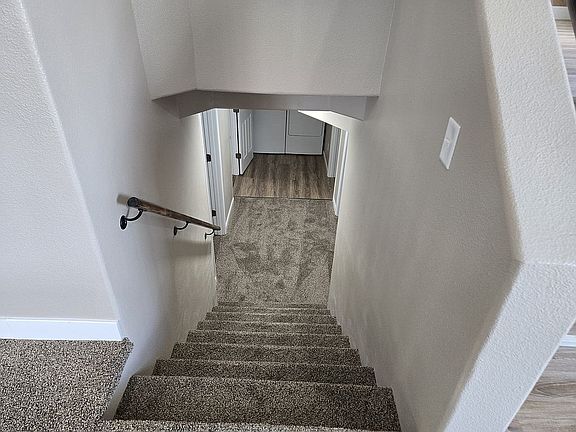 5th image of 700 S Brooks Ave