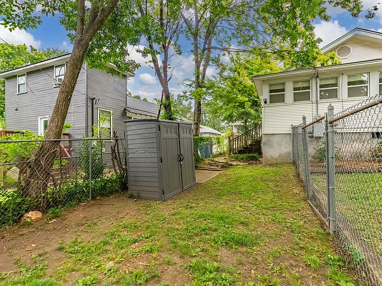 4905 Lee Ave — Photo 32