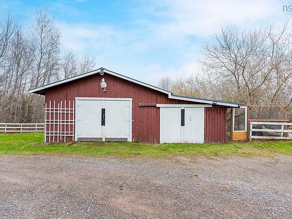 4th image of 683 Messenger Rd