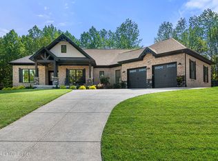 5503 Farmhouse Dr, Crestwood, KY 40014