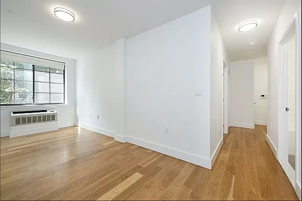 Rented by Compass | media 9