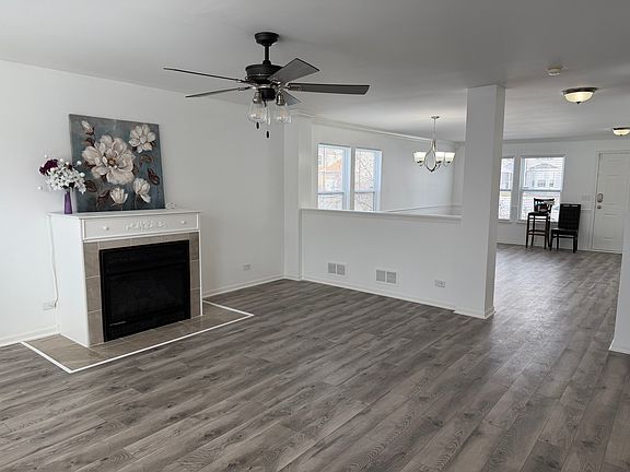 3rd image of 1909 Kennedy Dr