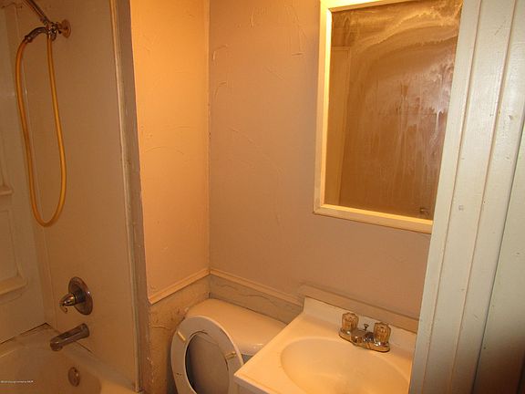 5th image of 902 N Florida St