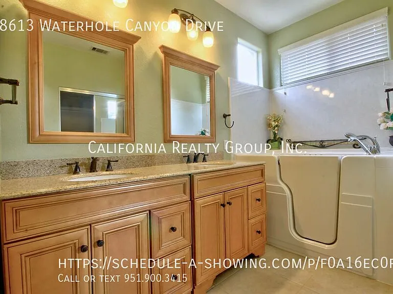 28613 Waterhole Canyon Dr — Photo 15