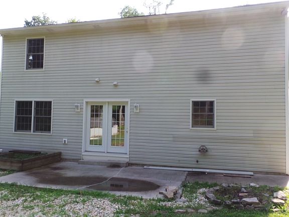 5th image of 341 Walnut Dr