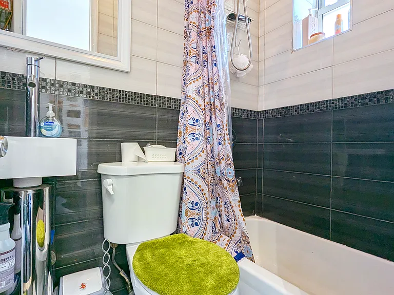 436 Wilson Ave #3A — Photo 14