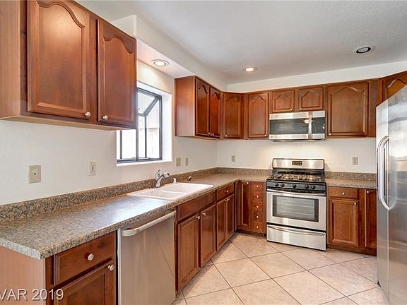 3rd image of 6704 Wenatchee Dr