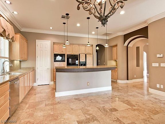 5th image of 11319 Winter Cottage Pl