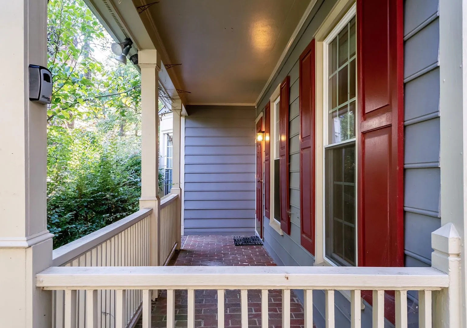 Four Bedroom Home! — Photo 4
