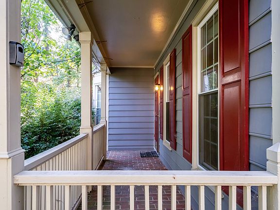 4th image of 7 Weathergreen Ct