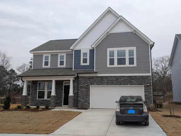 1244 Randwick Valley Ct, Zebulon, NC 27597