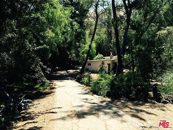 2nd image of 2370 Old Topanga Canyon Rd
