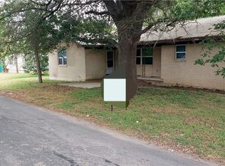 309 W Avenue H, Jarrell, TX 76537