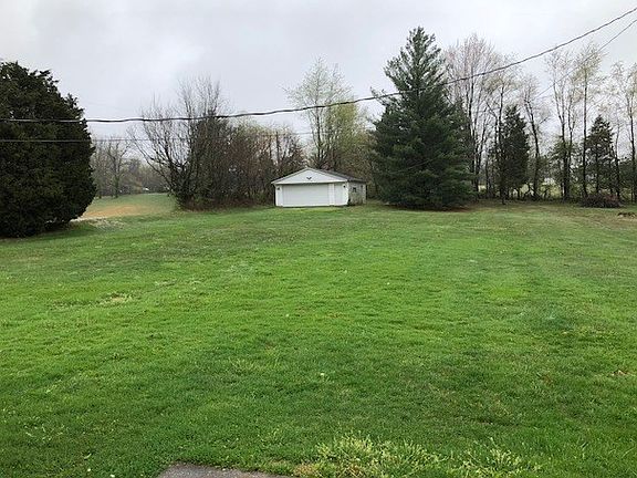 4th image of 128 Sunny Acres Dr