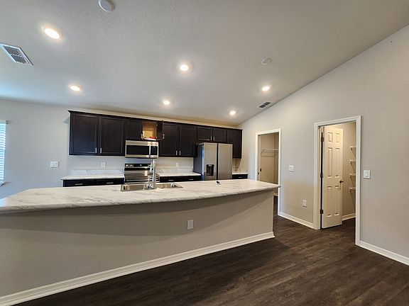 5th image of 3210 Costello Cir