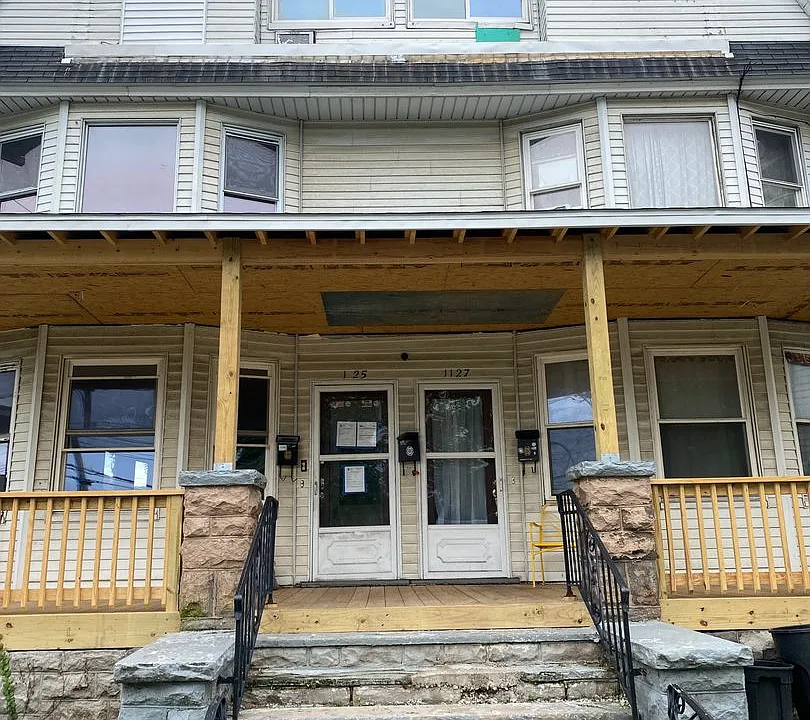 1125 Pittston Ave