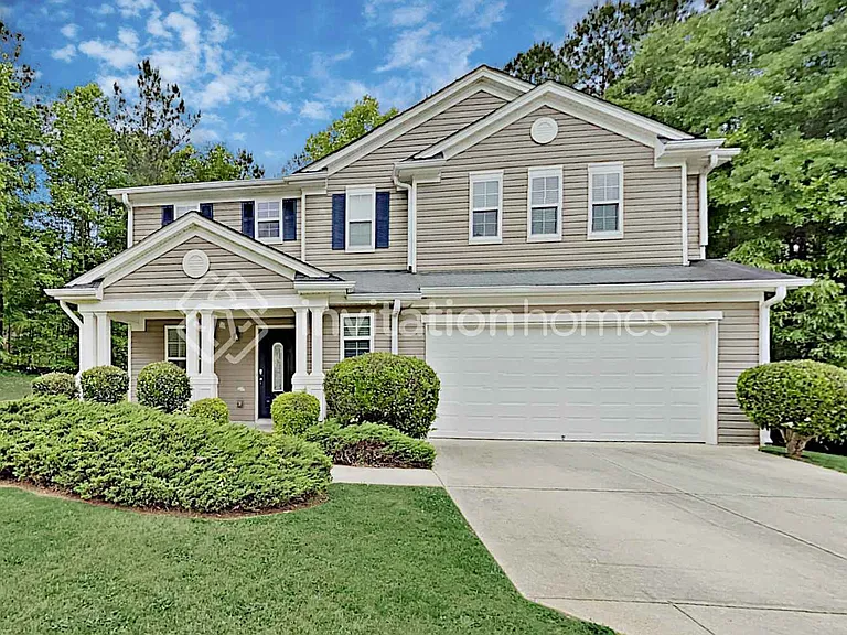 414 Waterbury Way — Photo 1