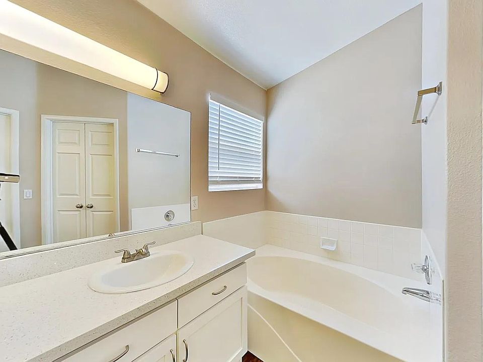 1st image of 714 Wolf Lake Ave