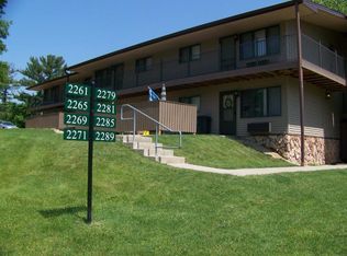 2289 Chaney Rd, Dubuque, IA 52001