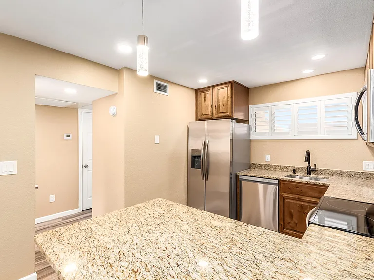11640 N 51st Ave #216 — Photo 6