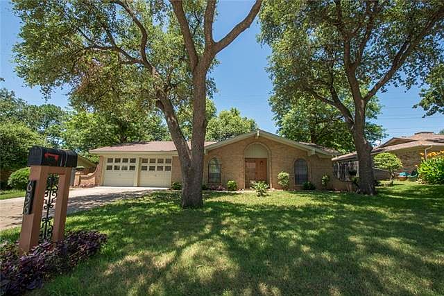 1st image of 636 Tumbleweed Dr