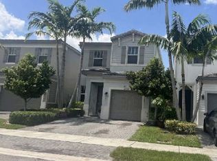 4709 NW 48th Ter, Tamarac, FL 33319