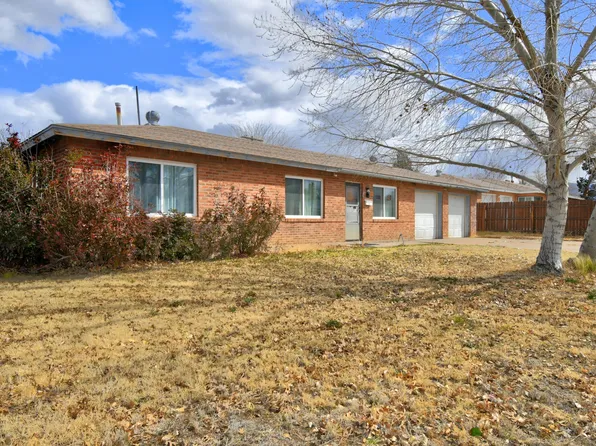 8803 Los Arboles Ave NE, Albuquerque, NM 87112