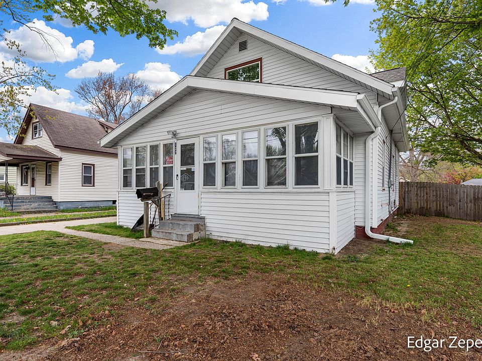 127 Freedom St SE, Wyoming, MI 49548 Zillow