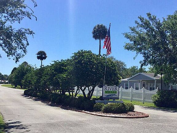 WELCOME TO RIVER VILLAS