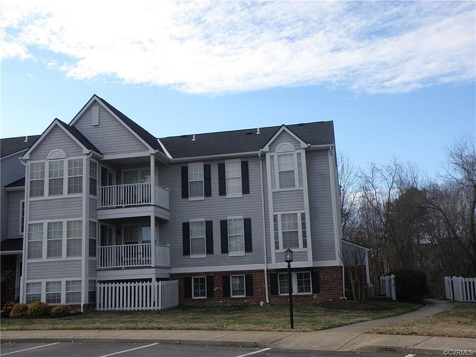 1st image of 10205 Wolfe Manor Ct Unit 1002