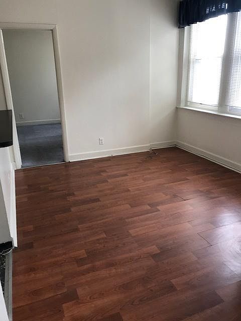 1st image of 1327 Spruce St APT 10G