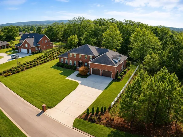 2055 Kelly Ln, Tuscumbia, AL 35674