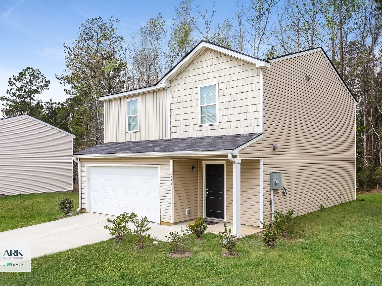 3 bed, 2.5 bath, 1566 sqft, $1,835 — Photo 2
