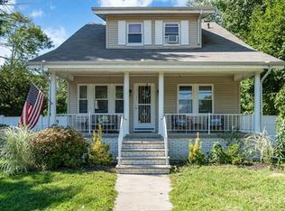 1317 Somerset Ave, Taunton, MA 02780