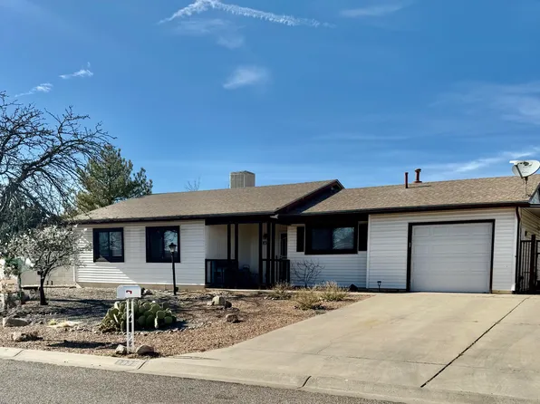 836 Orinoco Dr SE, Rio Rancho, NM 87124