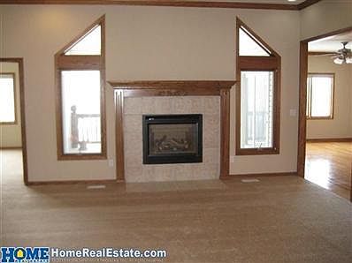 5th image of 6021 S 78th St
