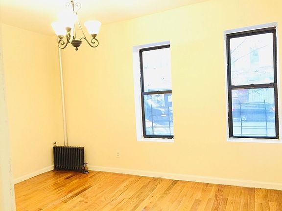 4th image of 324 Montgomery St #9