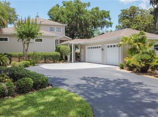 1306 SE Kings Bay Dr, Crystal River, FL 34429
