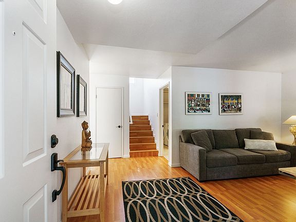 4th image of 1011 Sonoma Glen Cir