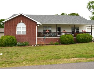 8 Blue Bird Dr, Kimberling City, MO 65686